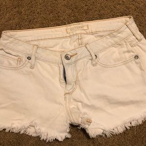white denim bullhead shorts